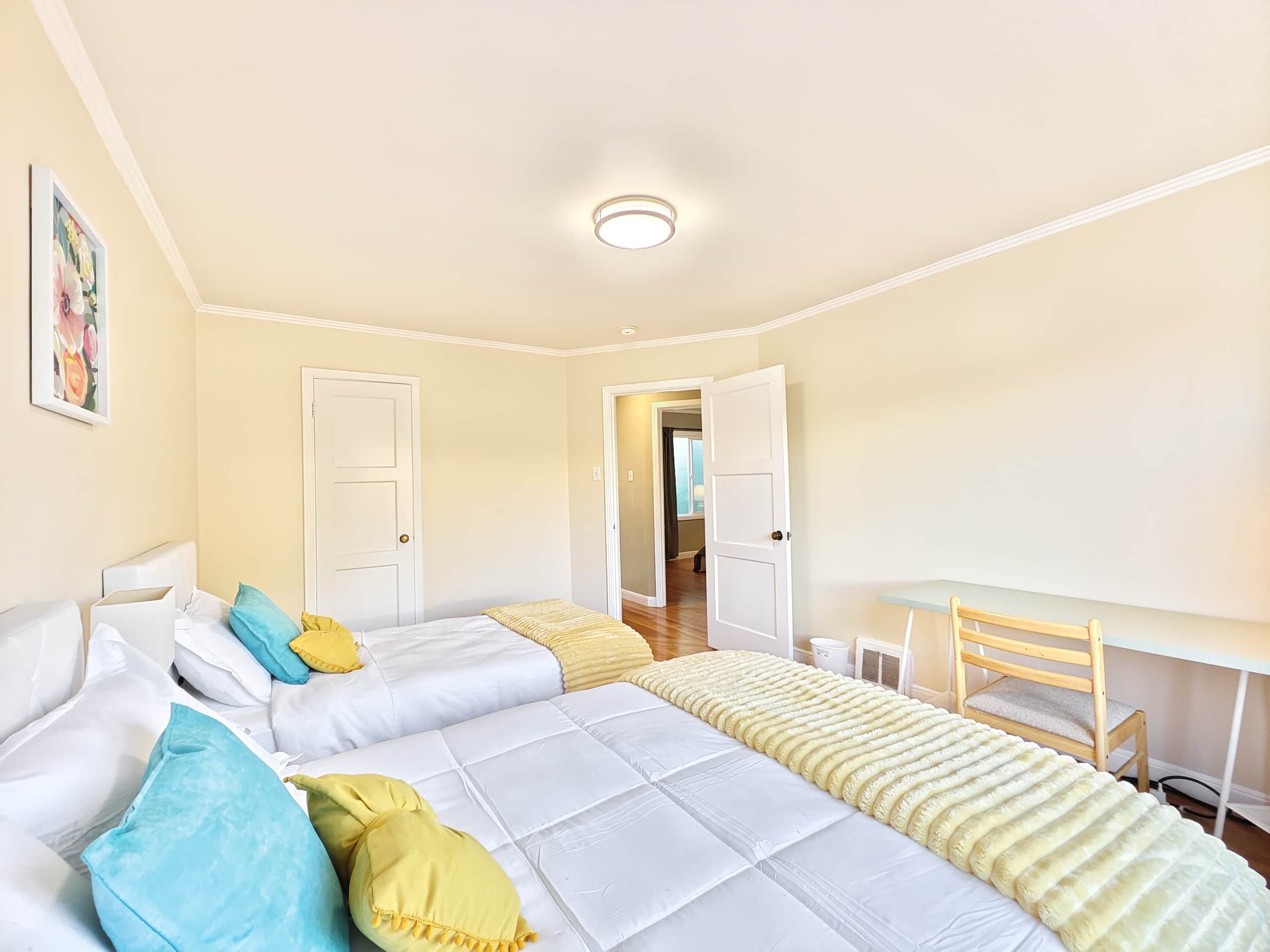 Home in San Francisco · ★4.88 · 3 bedrooms · 4 beds · 1 bath - Image 18