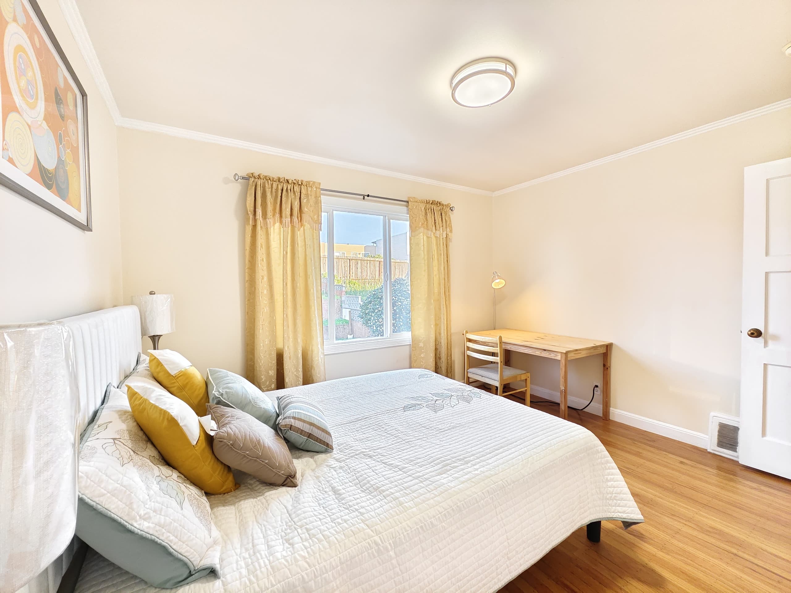 Home in San Francisco · ★4.88 · 3 bedrooms · 4 beds · 1 bath - Image 22