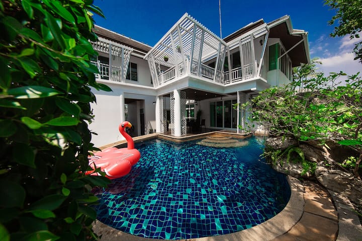 Paradise Pool Villa Pattaya 6 Bedroom, Bbq,jomtien - Pattaya City
