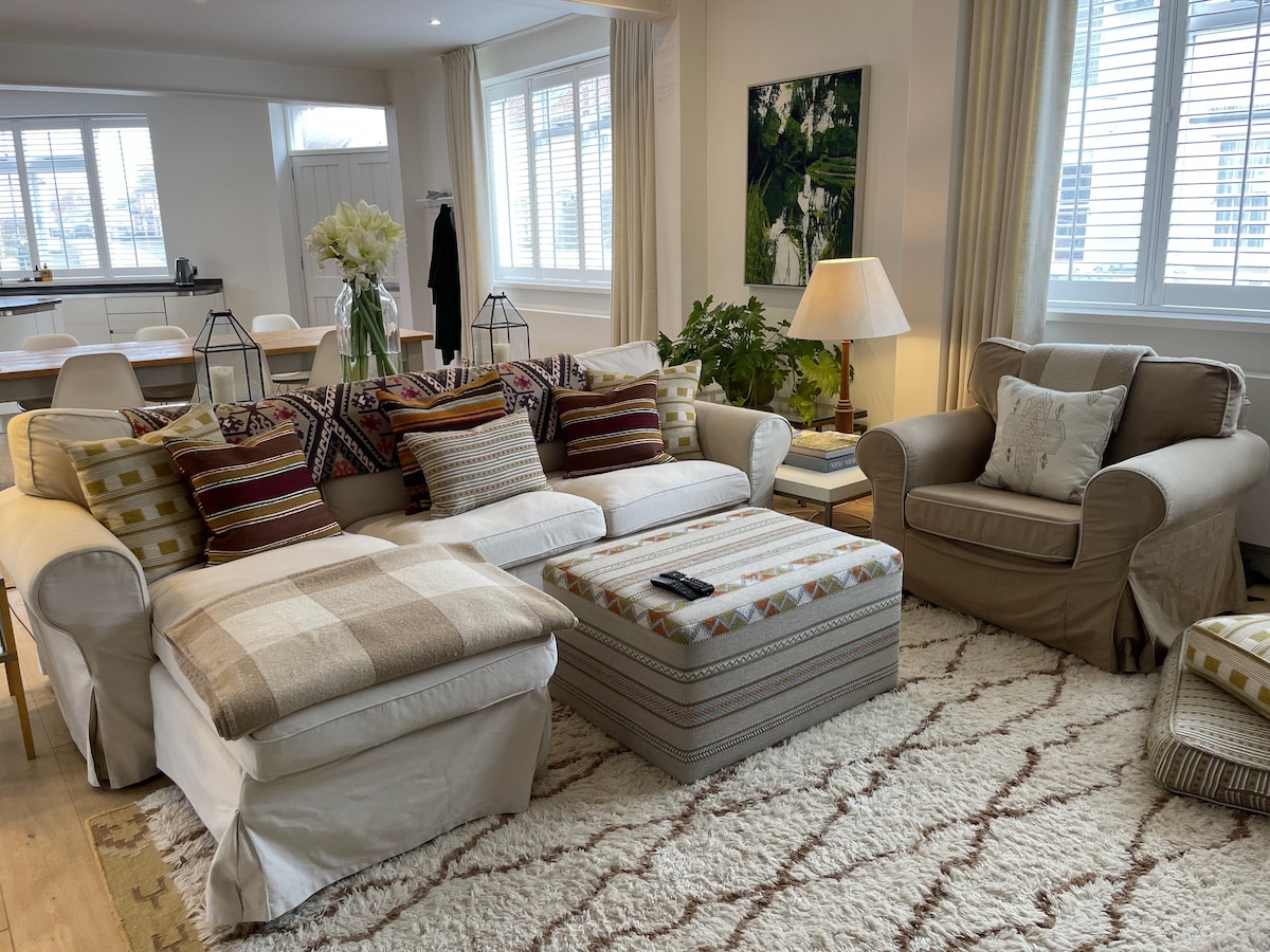 Top performing Airbnb: The Beach Donkey Aldeburgh in Aldeburgh