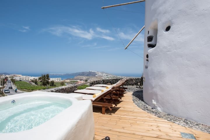 Anemoscope Windmill Villa gallery image 2