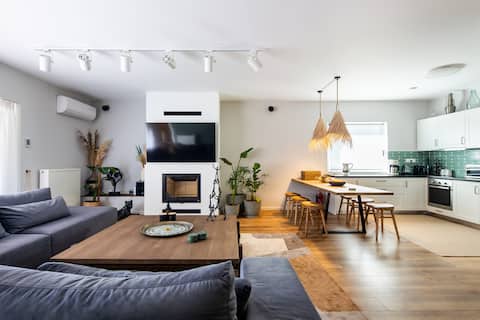 HeyDay Living South 8