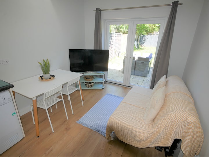 1 Bedroom Flat With Garden Bournemouth Town Centre - Bournemouth