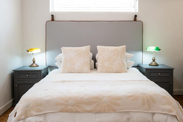 Queen bedroom 