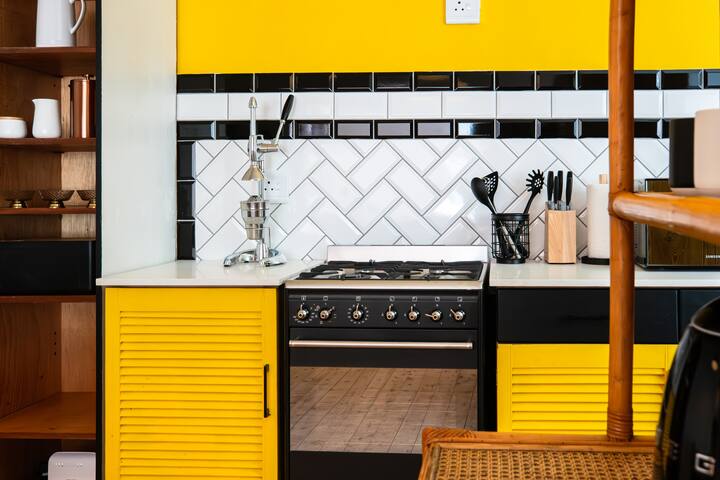 Casa Caprice Beach House on Camps Bay Beach gallery image 5