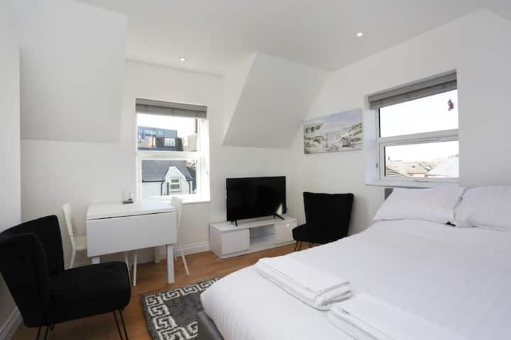 Sunny Studio Near Beach & Town Centre - Bournemouth