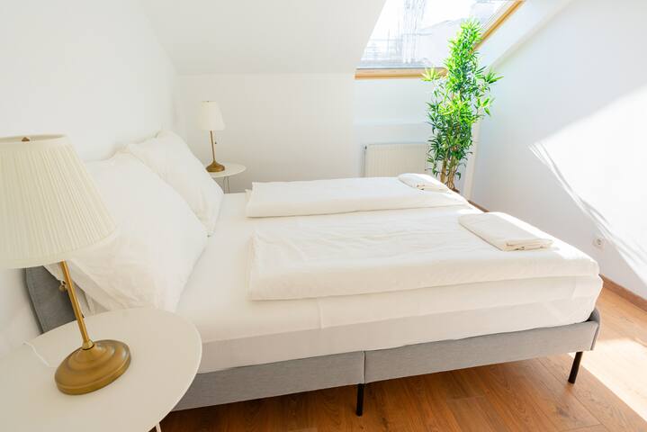 Luxury Penthouse – Augarten gallery image 3