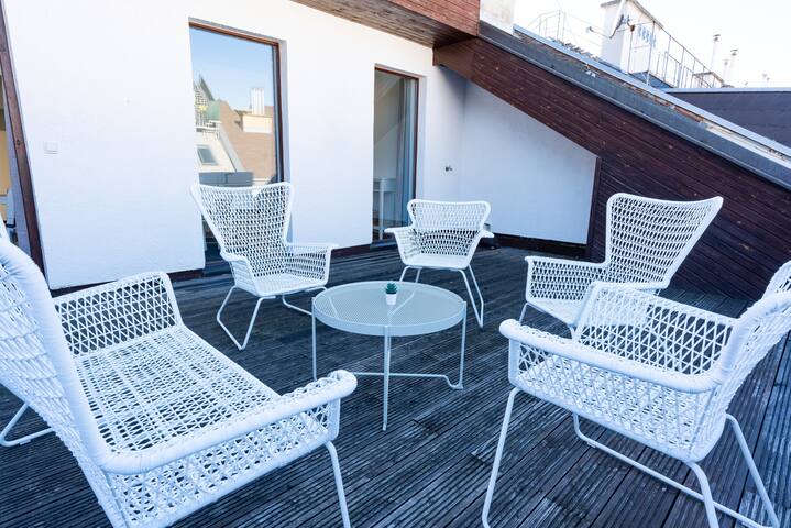 Luxury Penthouse – Augarten gallery image 2