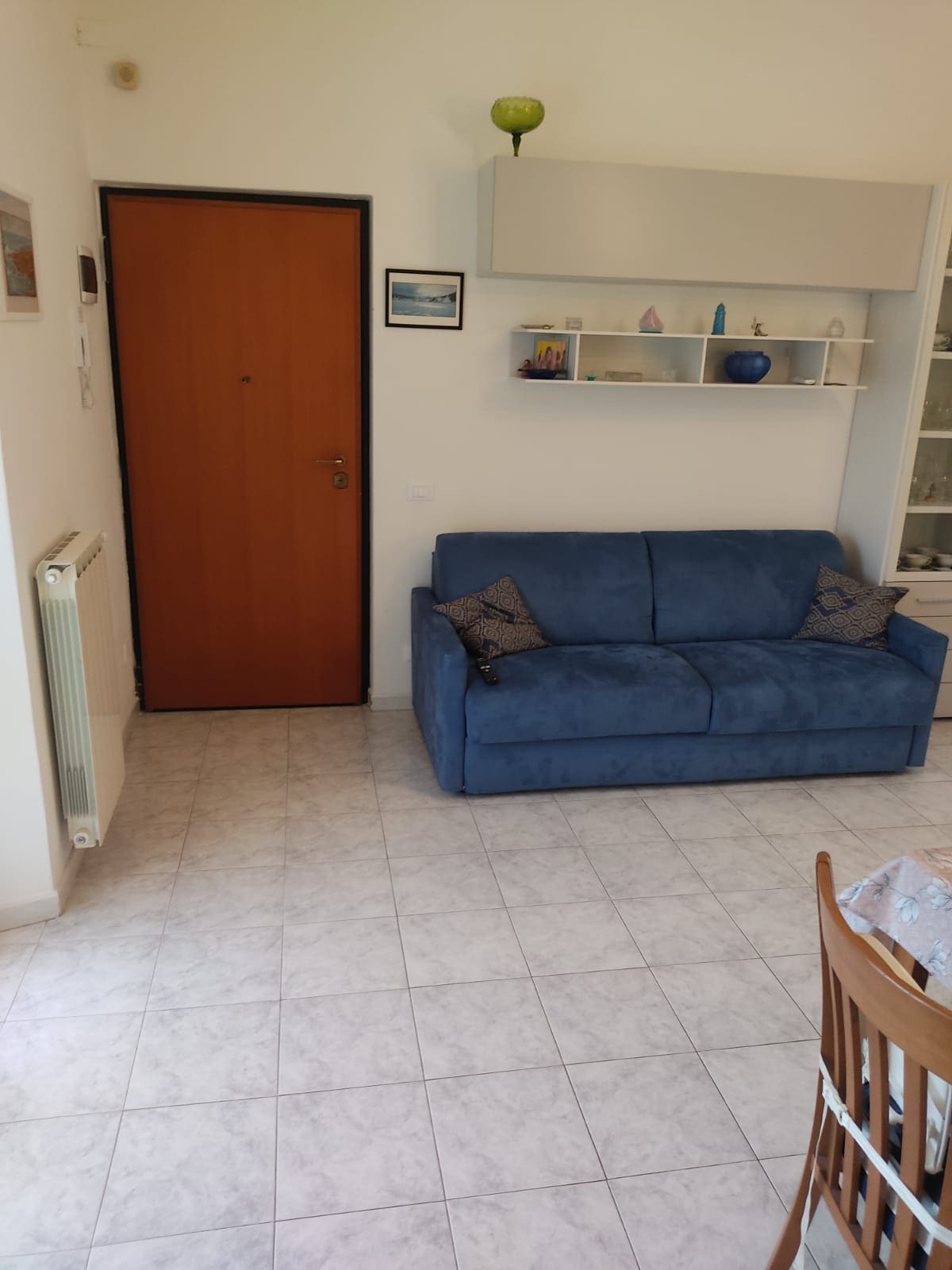 Annuncio Airbnb popolare: Two-room apartment a few steps from the sea a Lerici