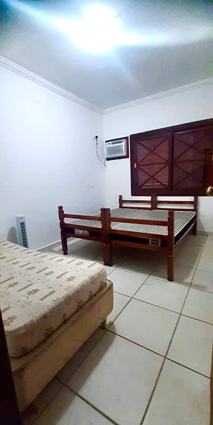 Dhomë gjumi 2
