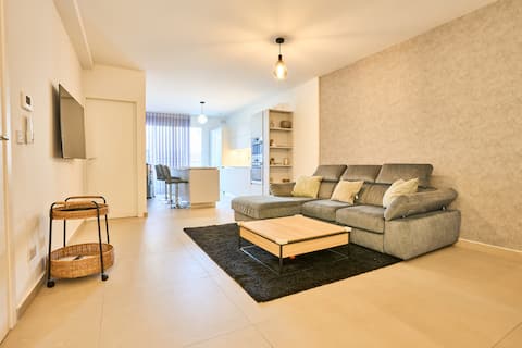 Fairways Modern Apartment - Perfect for families