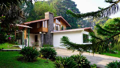 La Auxiliadora - Classic Mountain Chalet Escape