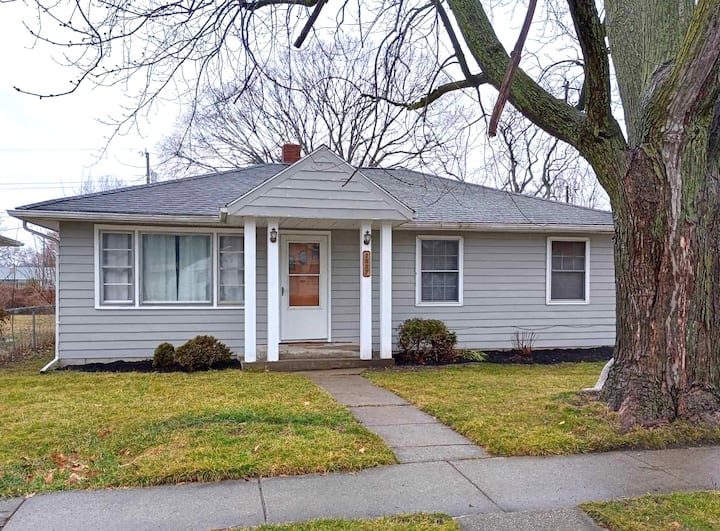 Kozy In Kokomo Houses for Rent in Kokomo, Indiana, United States Airbnb