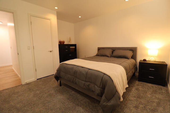 Dormitorio2 con cama tamaño queen