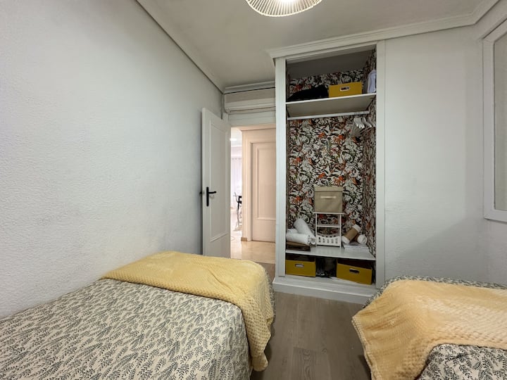 غرفة النوم 2