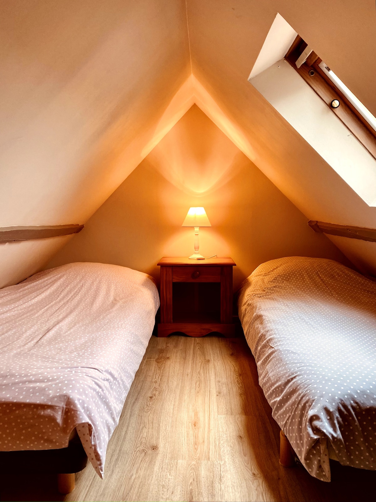 غرفة النوم 2