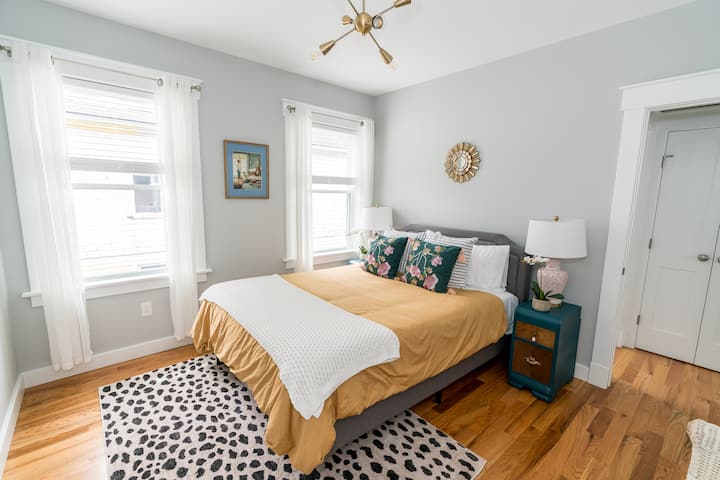 Спална соба 2 со брачен кревет (широк 150 - 179 см) 