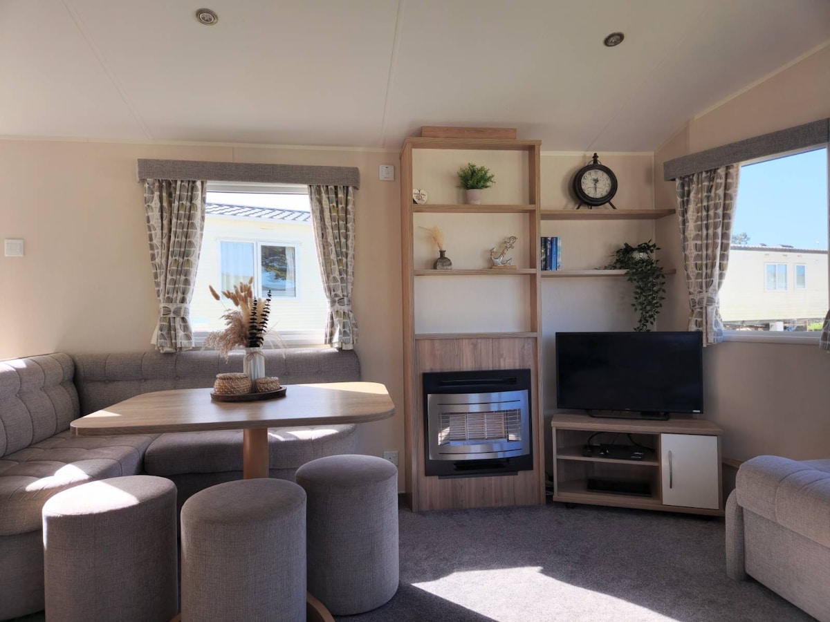 View from the sitting/dining room where a double pull out bed accommodates 2 guests max.