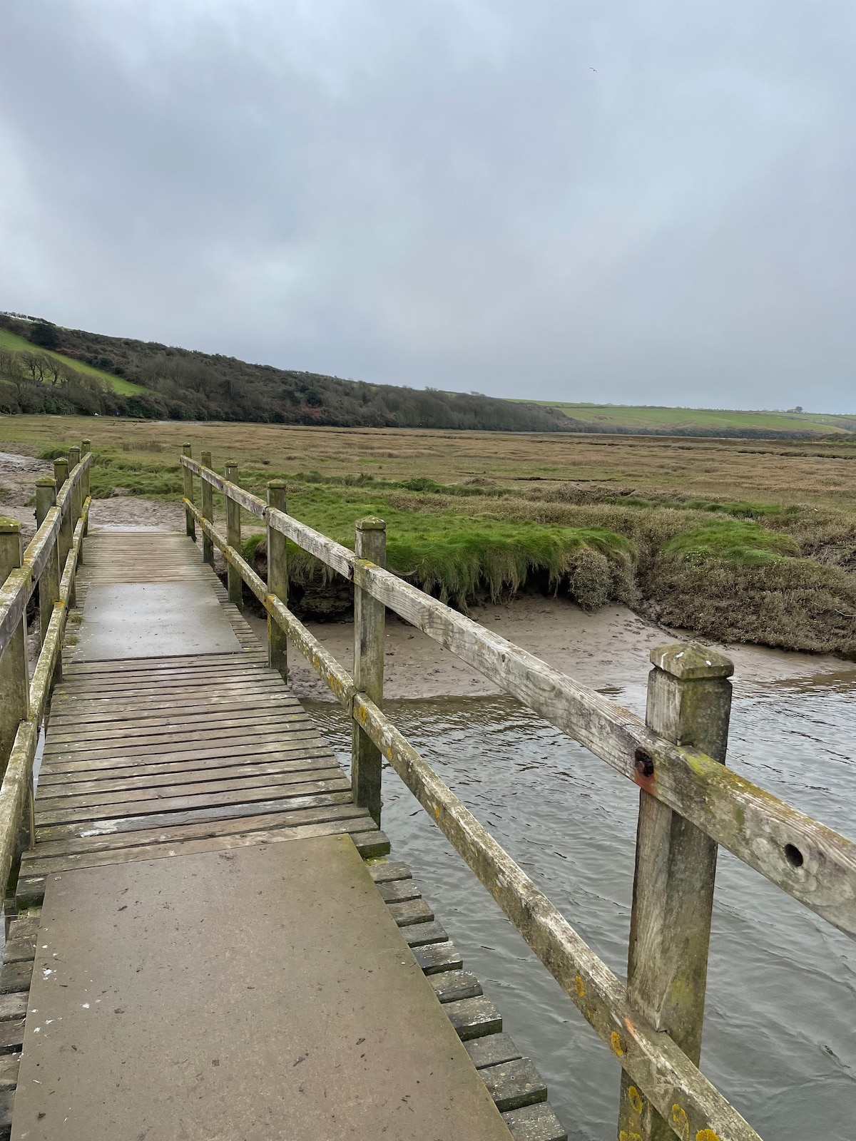 Walk along the Gannel in Newquay.
