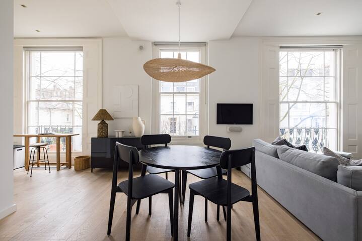 Calm Diva 2 Bedroom apartment in Notting Hill gallery image 4