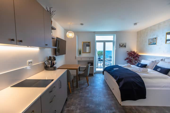 Blue Pearl Elite Apartments - Studio With Balcony - Portorož