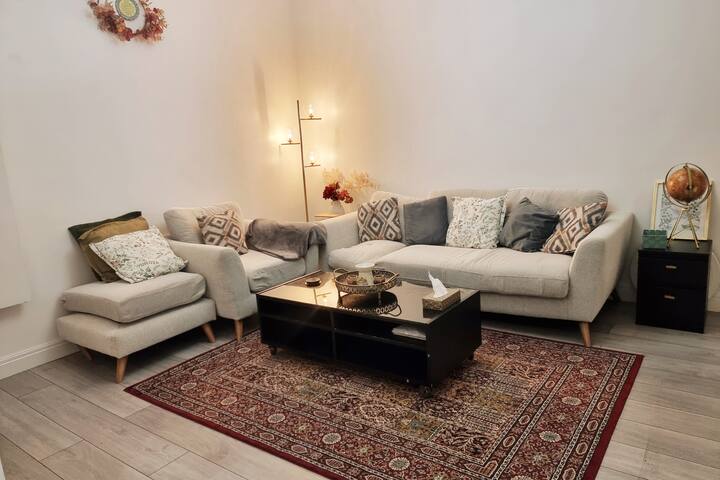 Listing in Leeds