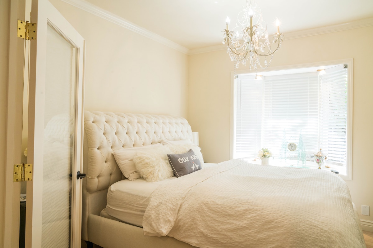 ห้องนอนที่ 2 ตกแต่งใหม่เตียงคิงไซส์ 