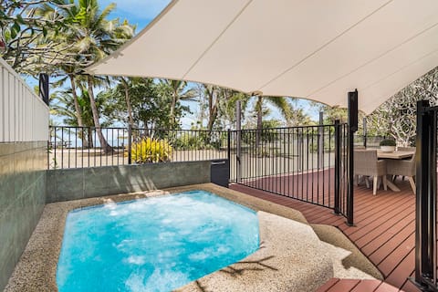 Beachfront in Kurrimine!