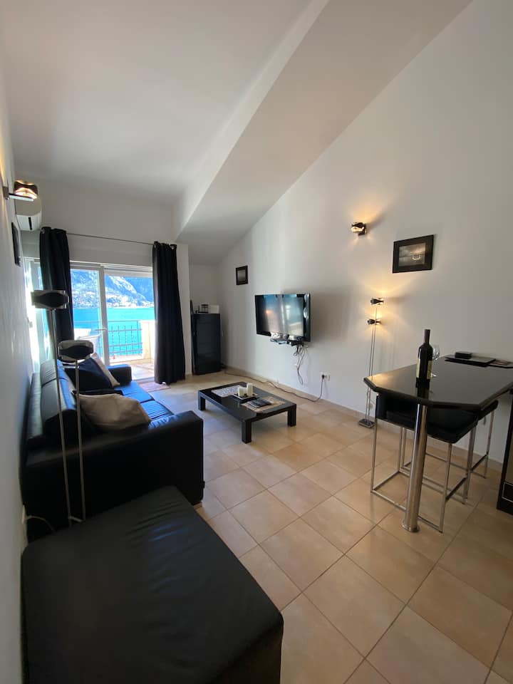 1br Apartment In Boka Bay* - Kotor