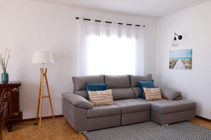 *Private Outdoor Area* 300m-beach, Swing/no Stairs - Caldas da Rainha
