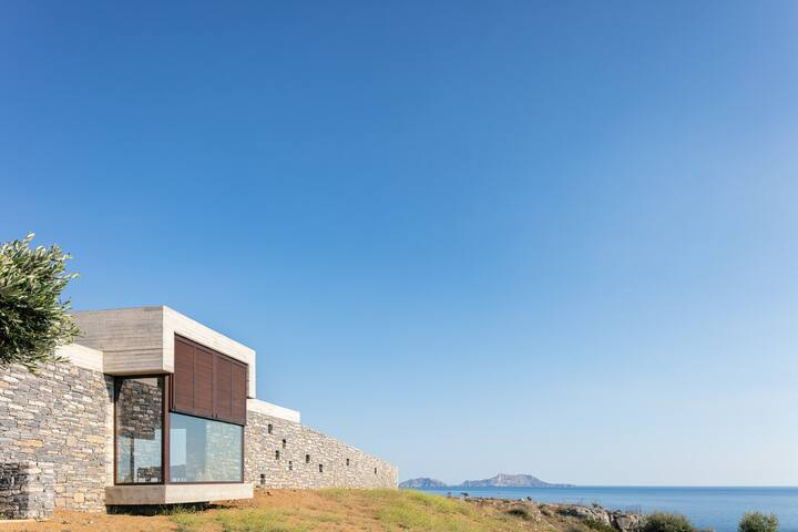 Orizontes Villa, Tranquil SeaView Living gallery image 3