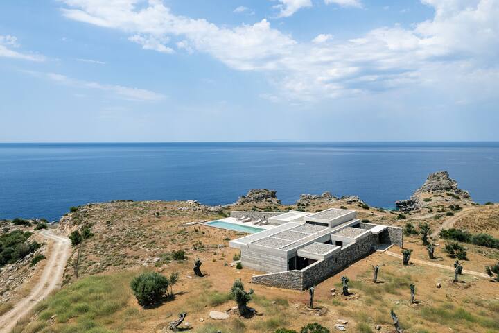 Orizontes Villa, Tranquil SeaView Living gallery image 2