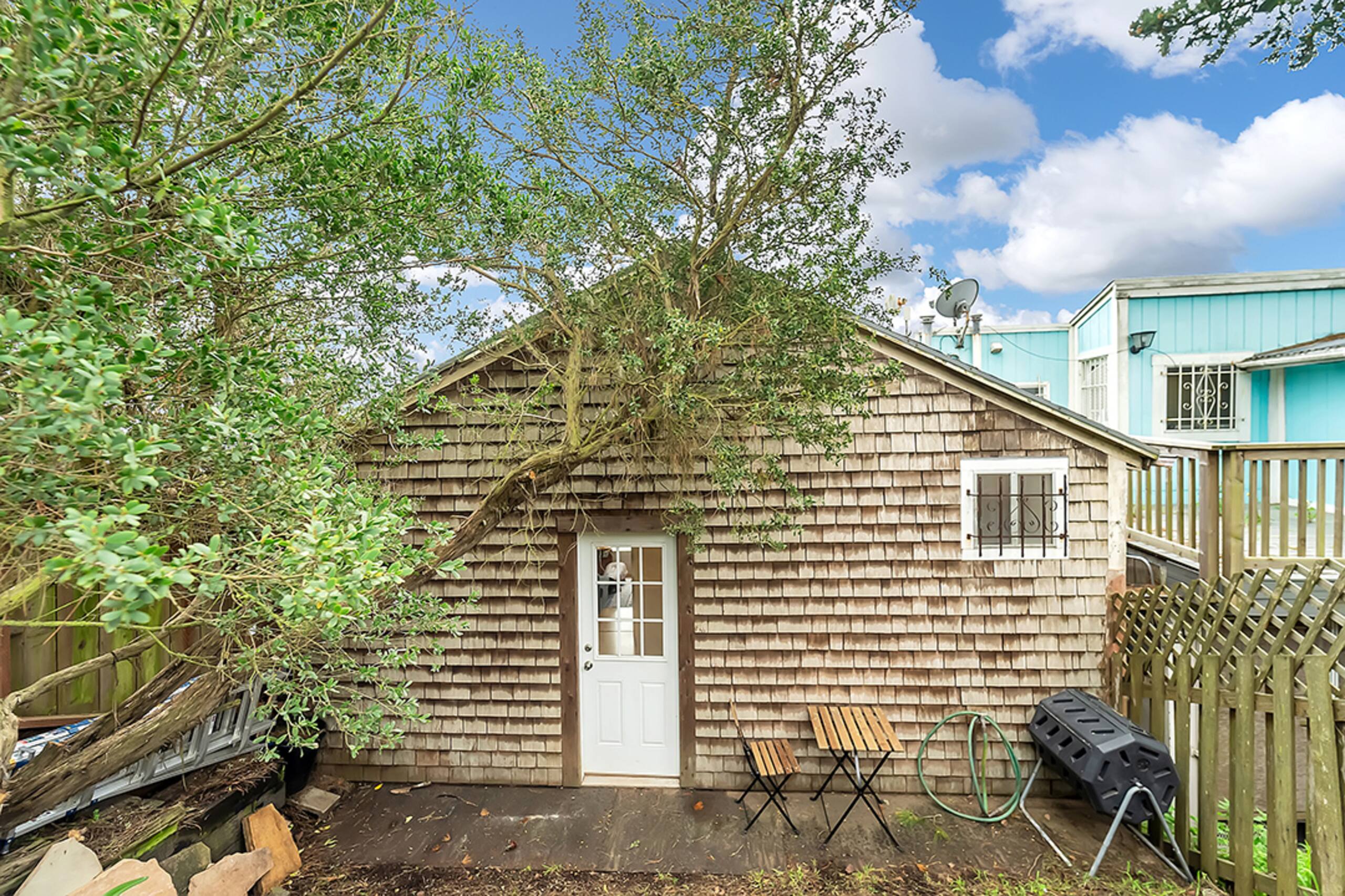 Home in San Francisco · ★4.72 · 1 bedroom · 2 beds · 1 bath - Image 22