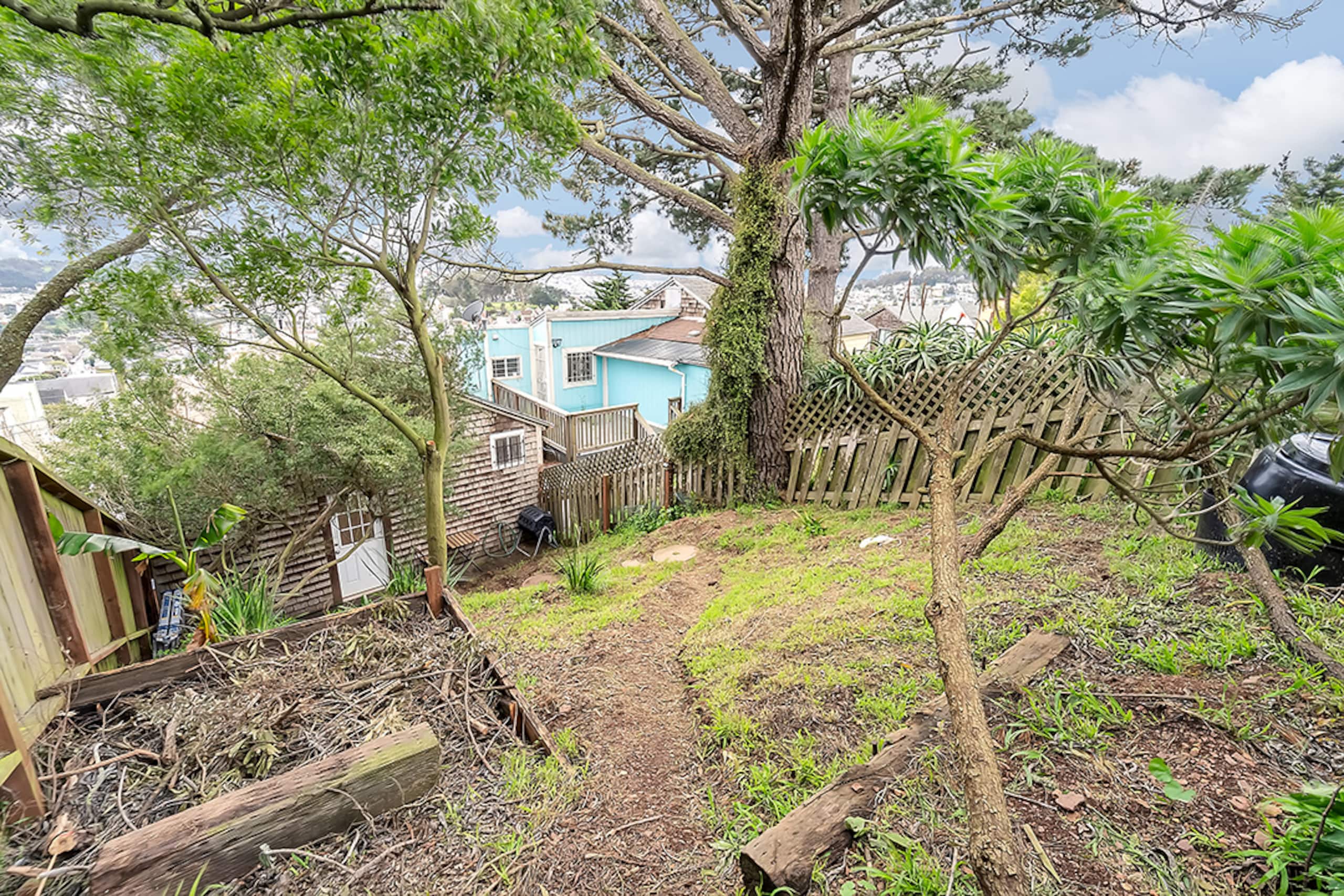 Home in San Francisco · ★4.72 · 1 bedroom · 2 beds · 1 bath - Image 13