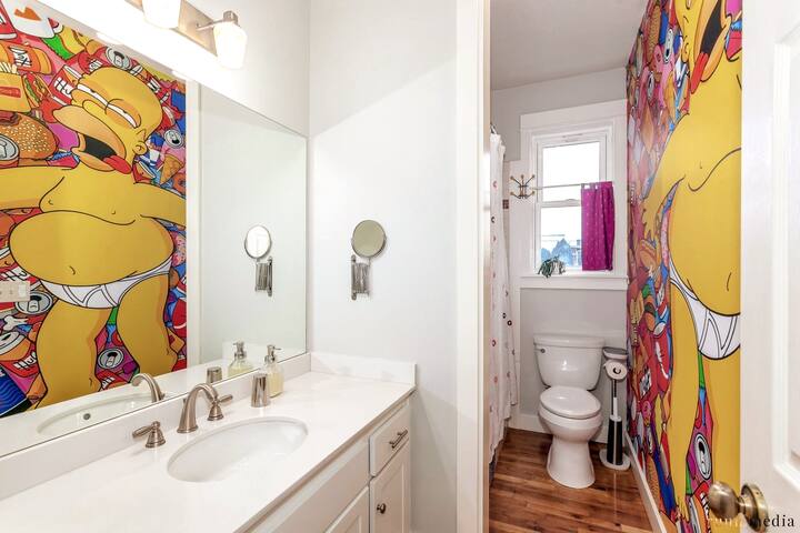 Alberta Arts Walkable Family Friendly, AC, Parking gallery image 5