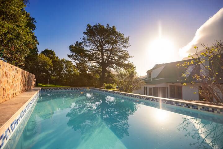 Two Pools Villa – Mountain View gallery image 2