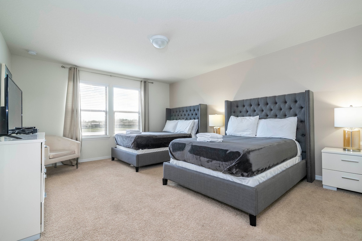 ห้องสวีทพร้อมเตียงใหญ่ 2 เตียง