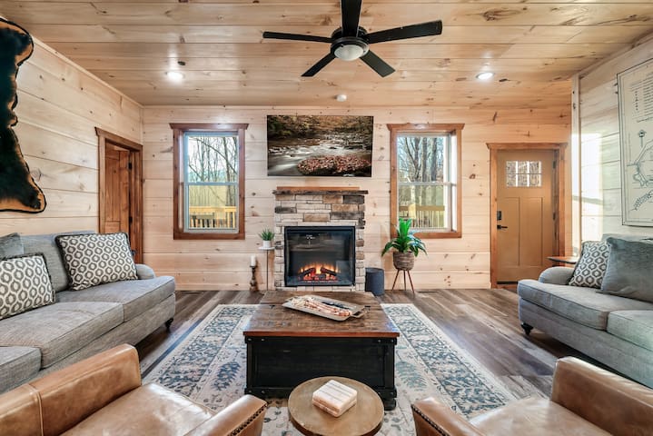 Dream Vacational Rental Homes Llc managed Airbnb listing 3