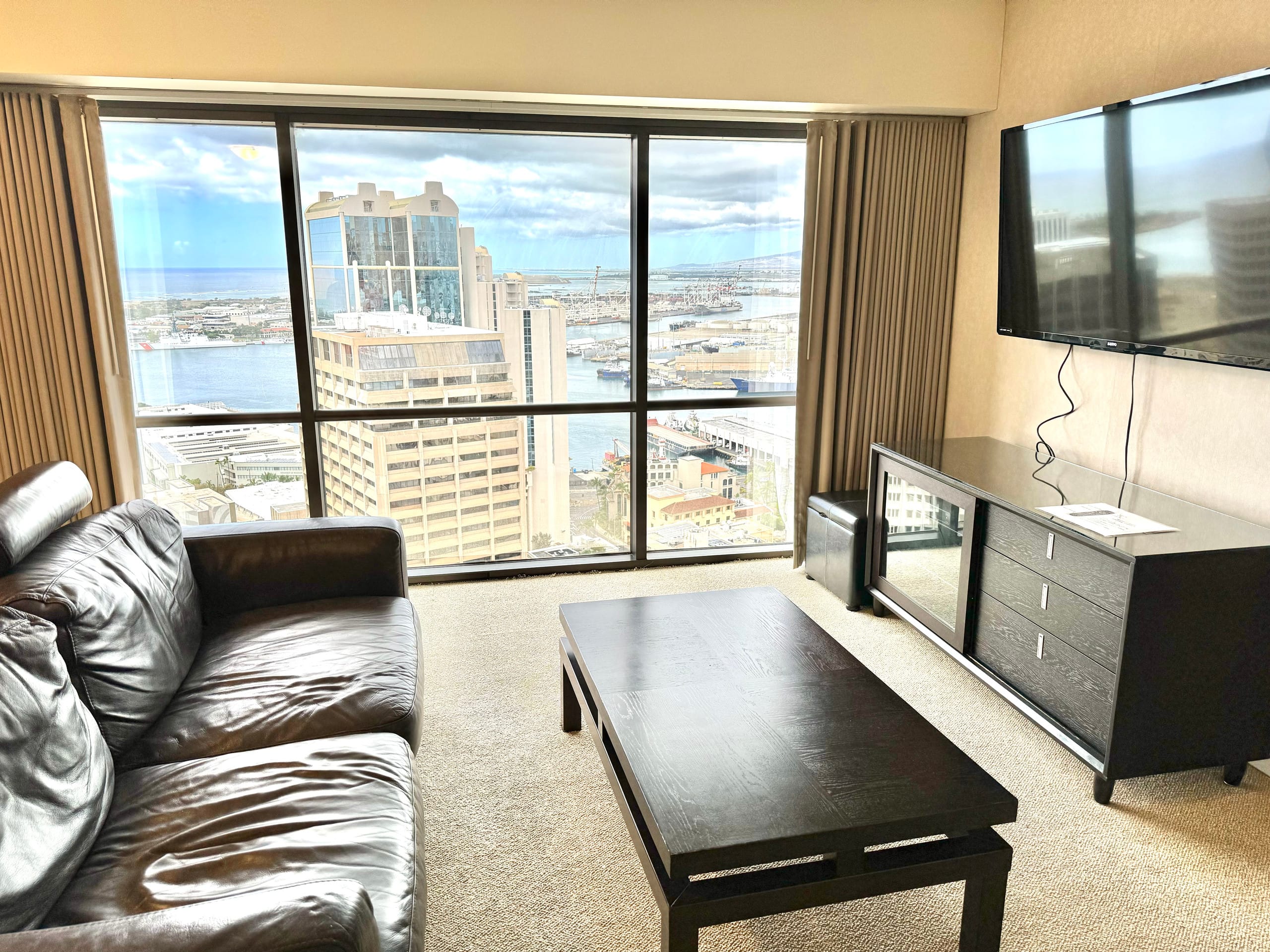 Condo in Honolulu · ★4.98 · 1 bedroom · 1 bed · 1 private bath - Image 1