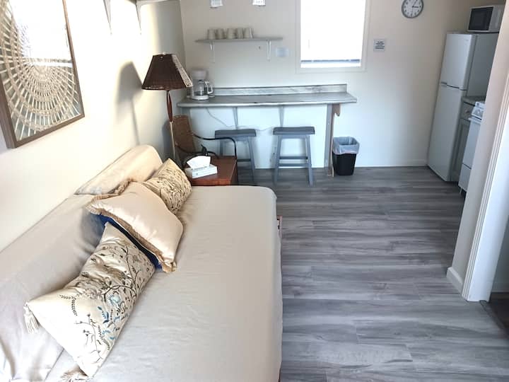 Lakeshore Suites Number 3 - Escanaba, MI
