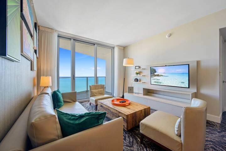 Elevated Breathtaking Oceanfront Views /2BR 2BTH gallery image 4