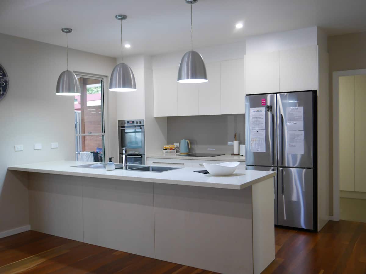 Luxury 2 story Home in Yowie Bay, pet friendly, photo 3