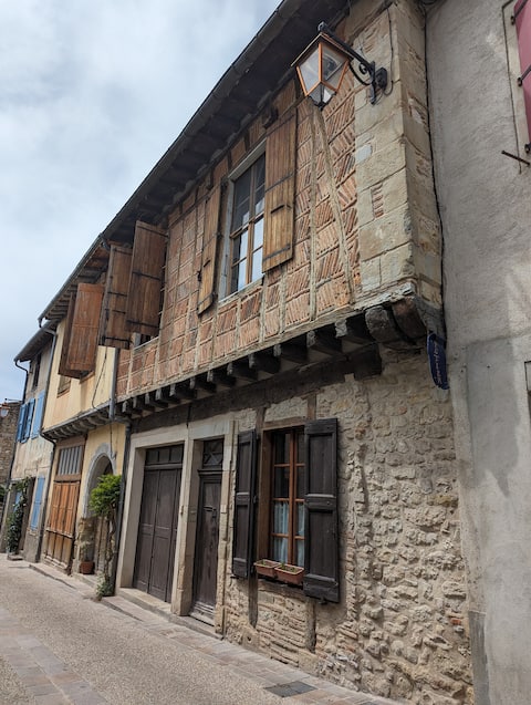 Independent and quiet apartment