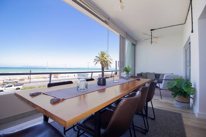 Seas the Day |Beach Front |Wi-Fi gallery image 3