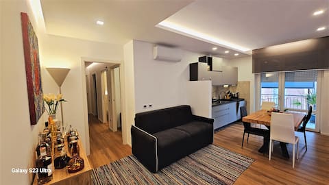 Annuncio Airbnb popolare: Little Paradise - 2 min to the lake - FREE parking a Arona