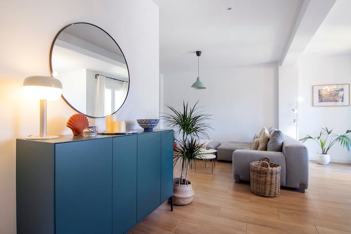 Apartamento Elegante Con Terraza - Centro - Universidad Internacional de Valencia (VIU)