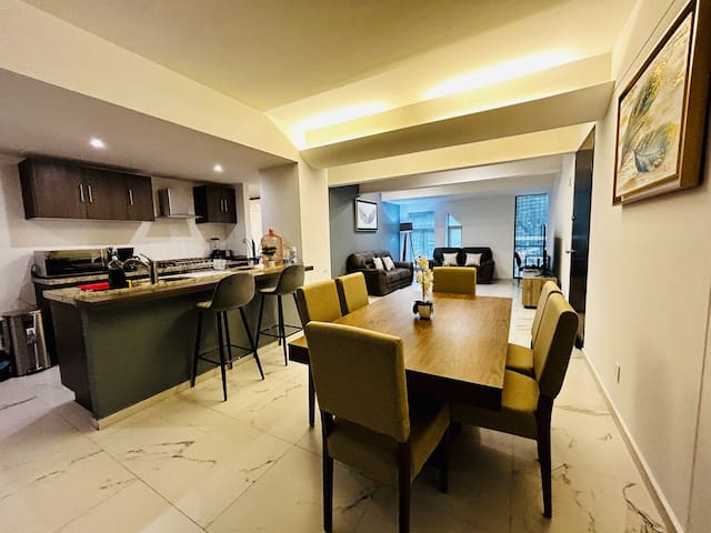 Super Depa en Planta Baja Frente al Parque España