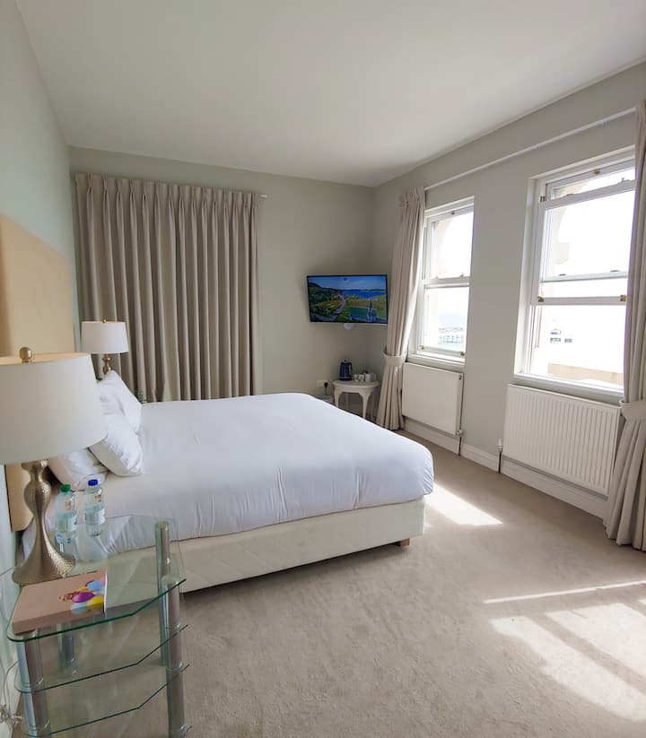 The Chatsworth Hotel - Full Sea View & Balcony - 義本