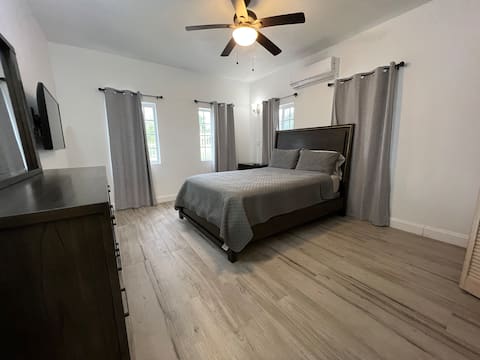 NEW Luxury Two Bedroom Apartment