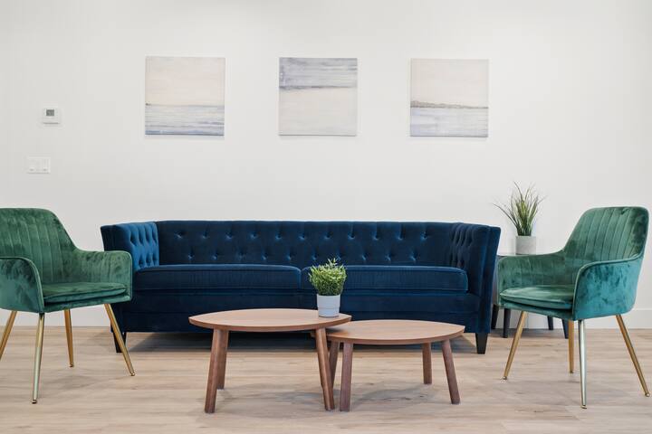 Spacious Home in Arts District w/ Parking gallery image 5